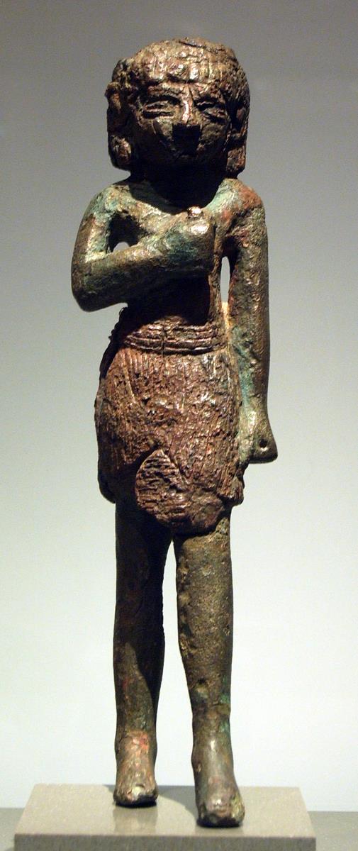 Statuette eines schreitenden Mannes mit Schurz, Frucht in der Rechten, wie Misc. 8422 ""ägyptisierende Statuette aus Cypern""
