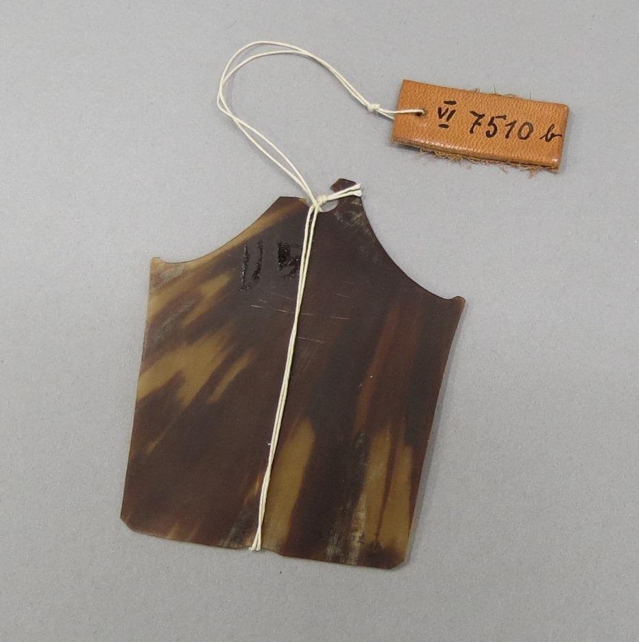 subed, subut (nach Kubary), gero (nach Kubary für Männerohrschmuck)