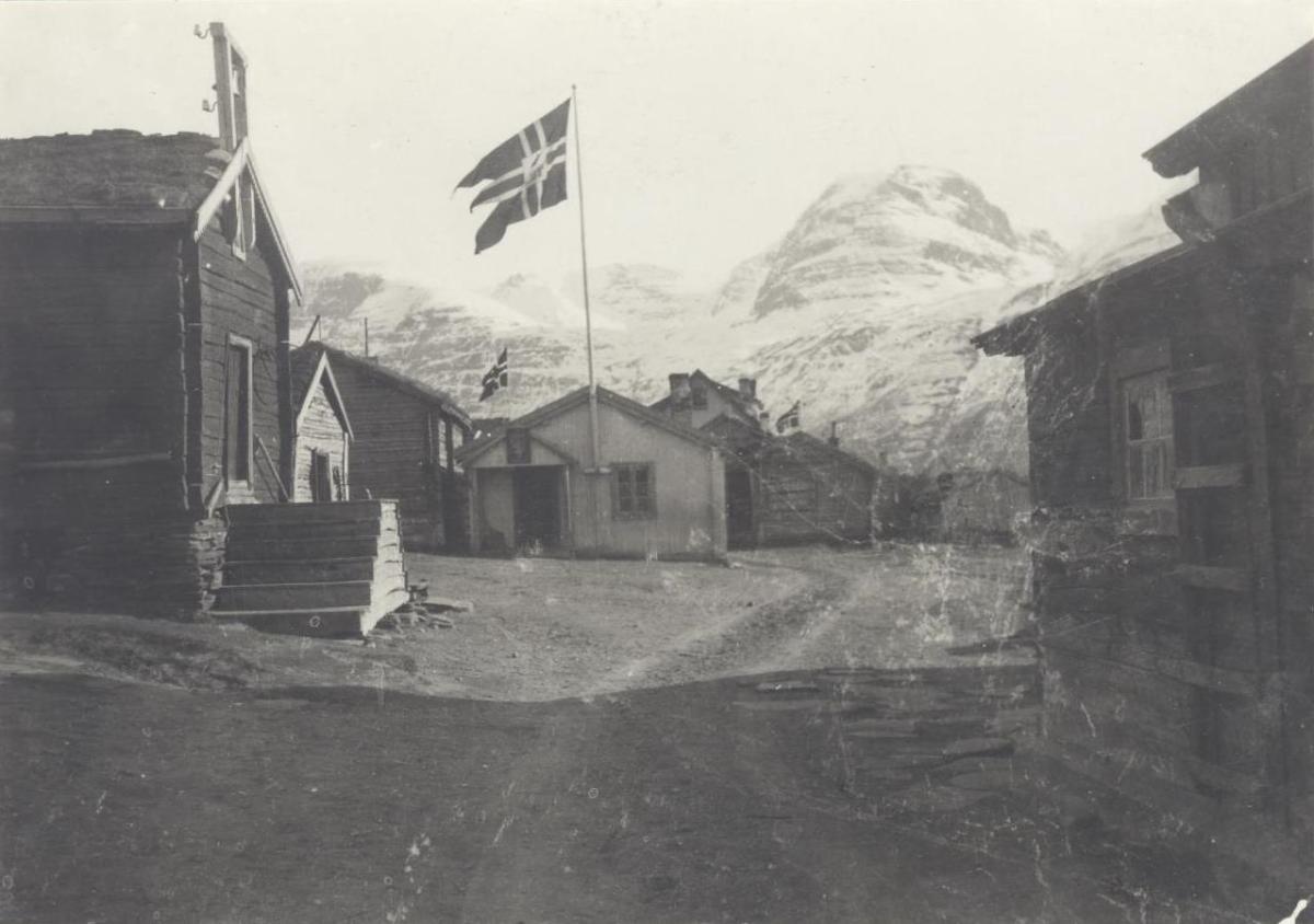 Häuser in Skibotn am norwegischen Nationalfeiertag