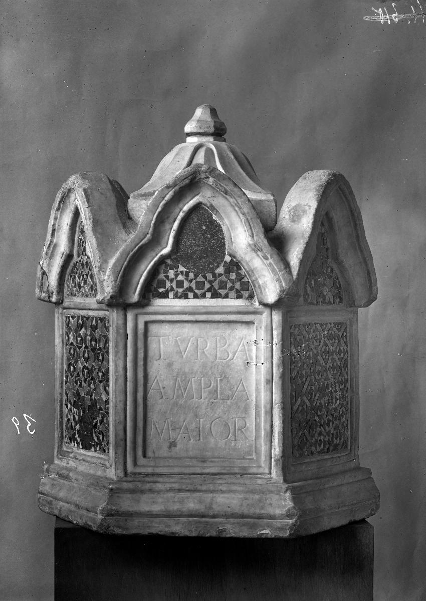 Ascheurne