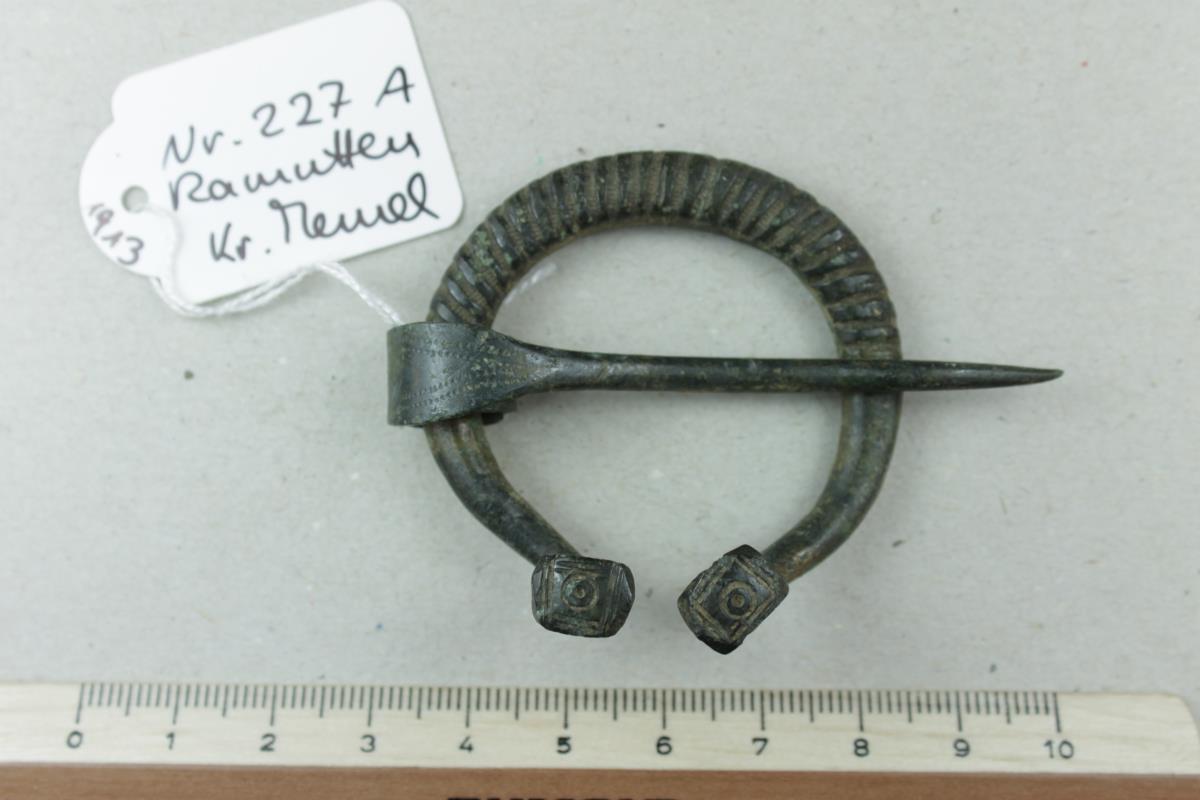 Hufeisenfibel