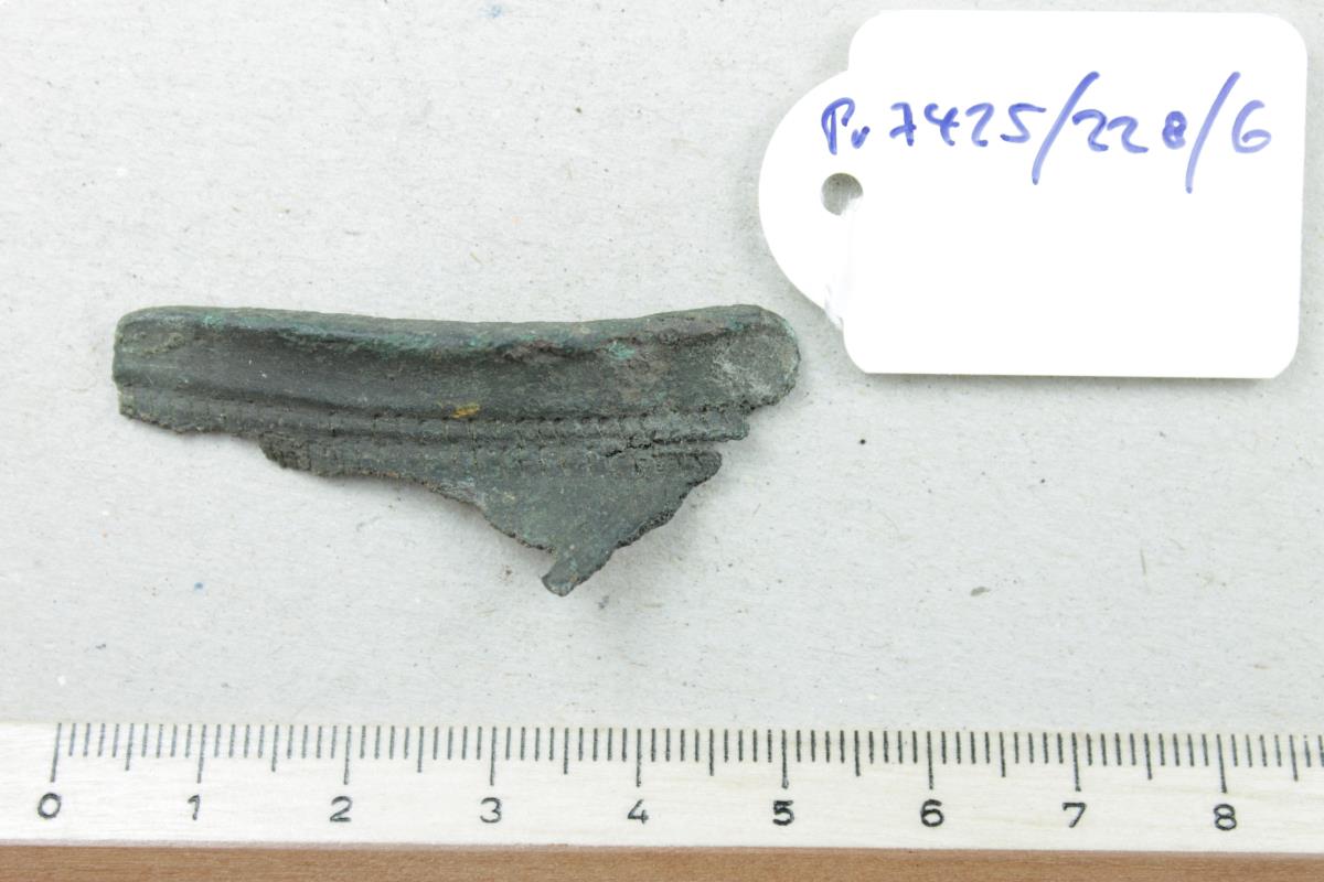 Bronzeschalenfragment