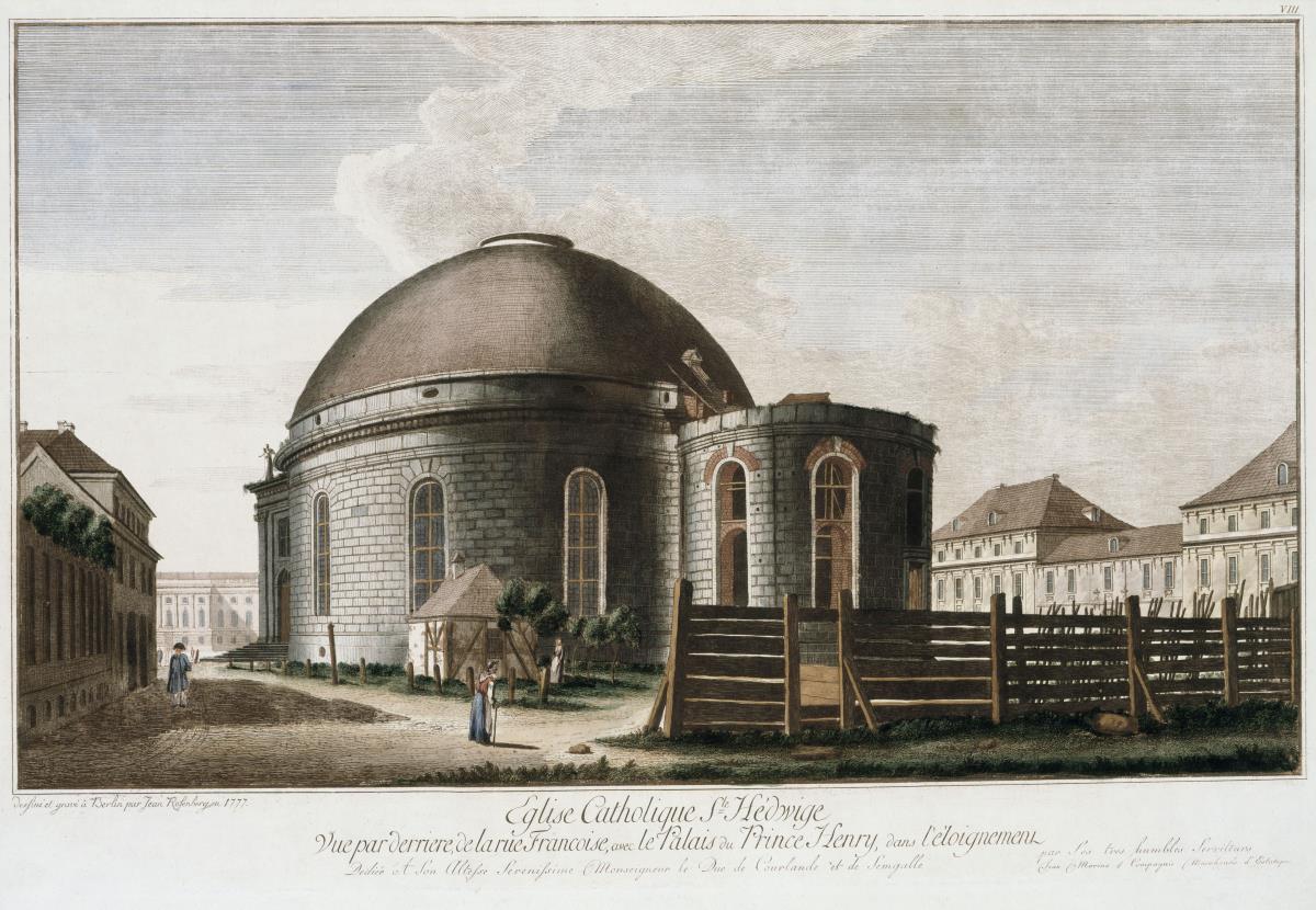 Die Hedwigs-Kathedrale von der Französischen Straße aus gesehen