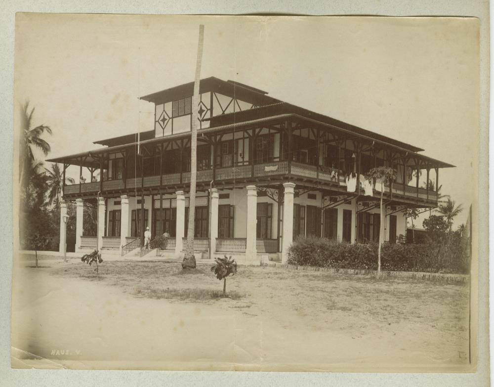 Haus. V.