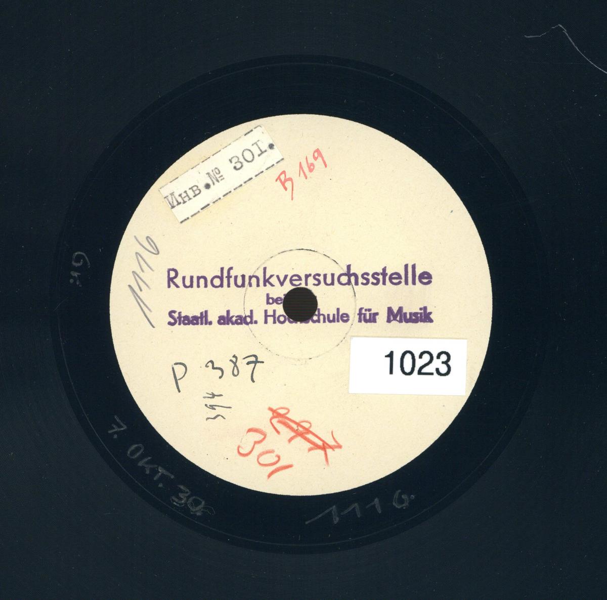 Titel A: [japanische Musik] ... Titel B: nicht bespielt
