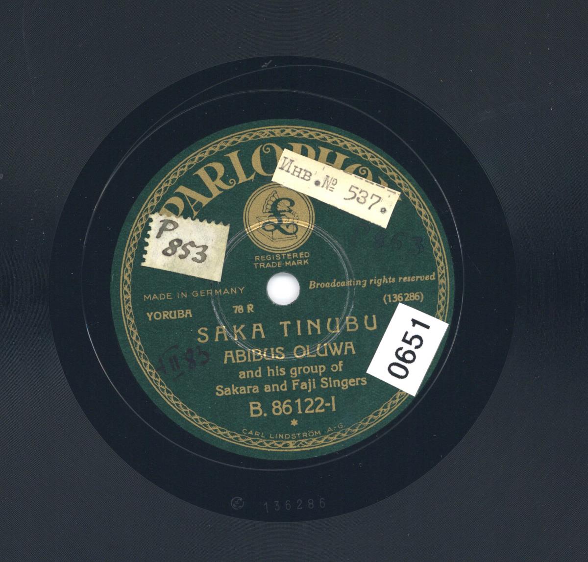 Titel A: Saka Tinubu
Titel B: Salami Agbariaka
