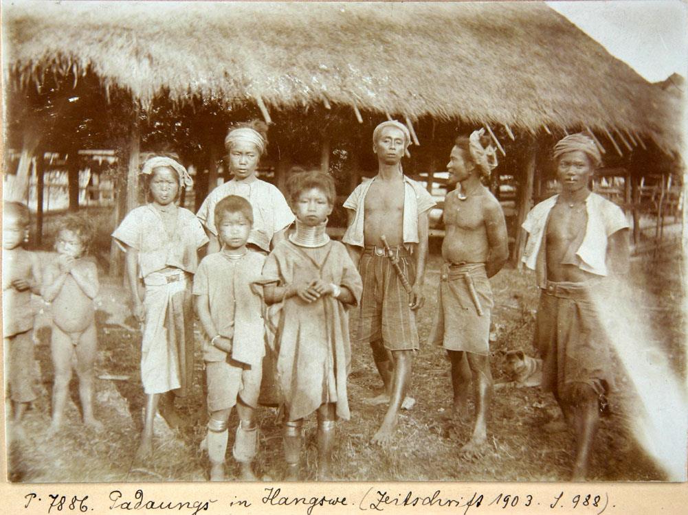 "Padaungs in Hangswe" (OT)