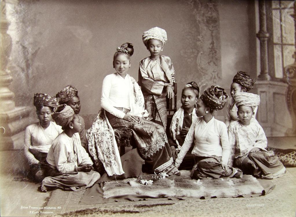 Shan princess & followers.
