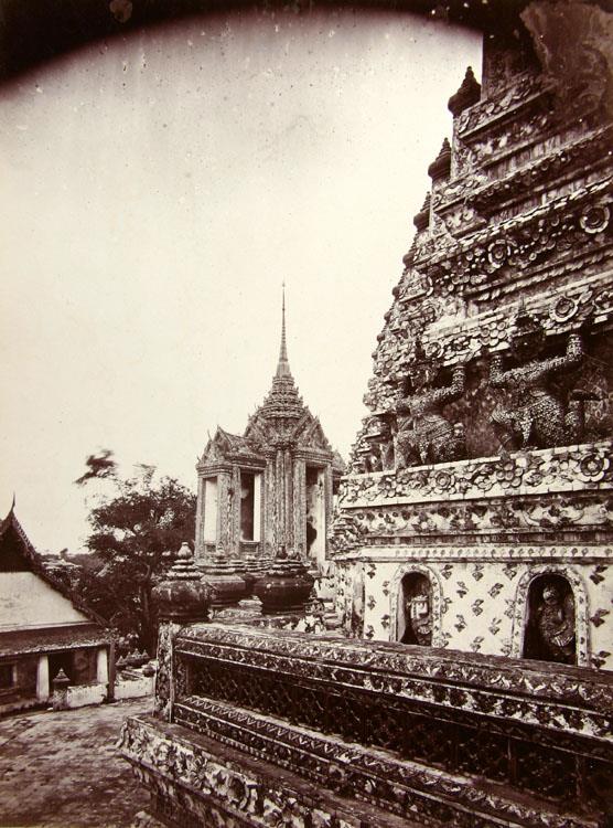 Architektur der Tempel in Bangkok.