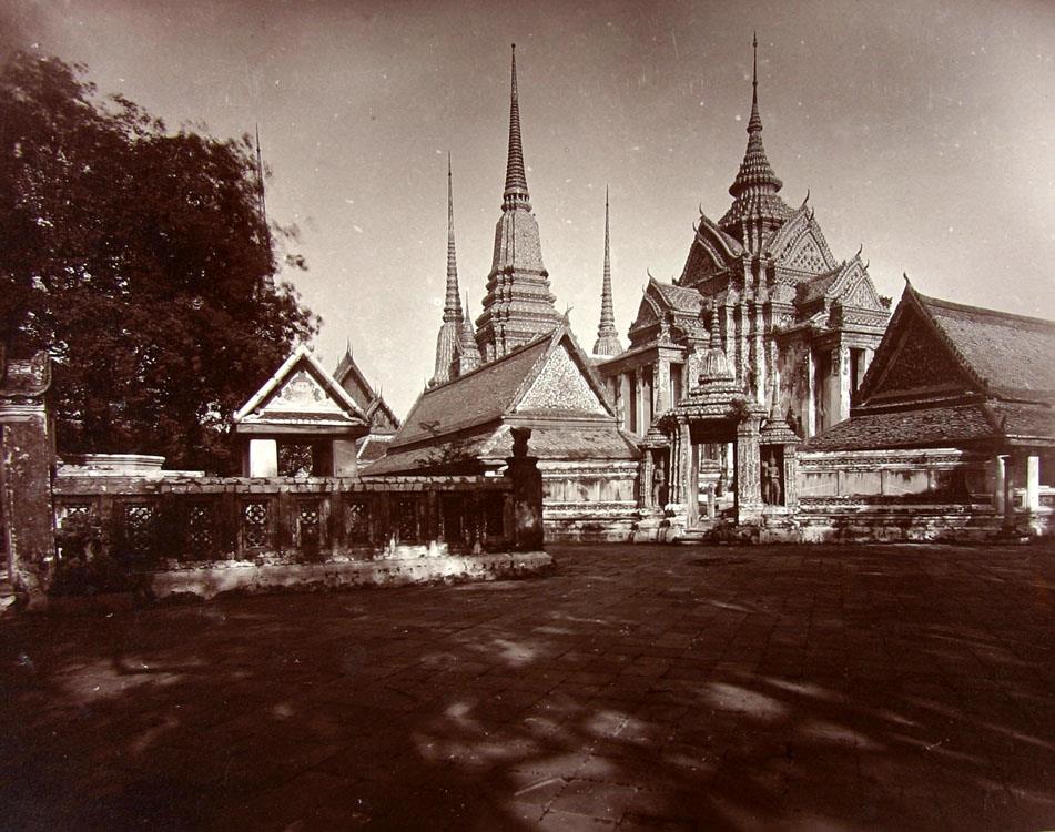 Eingang zu Wat Poh, dem Tempel des sterbenden Buddha.