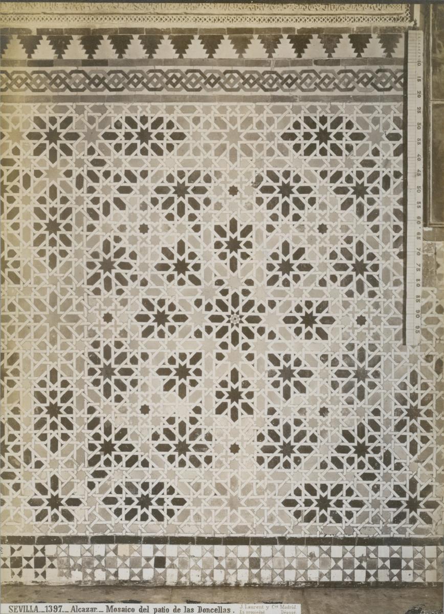Sevilla, Alcázar, Palast Peters des Grausamen, Hof der jungen Mädchen, Wandmosaik