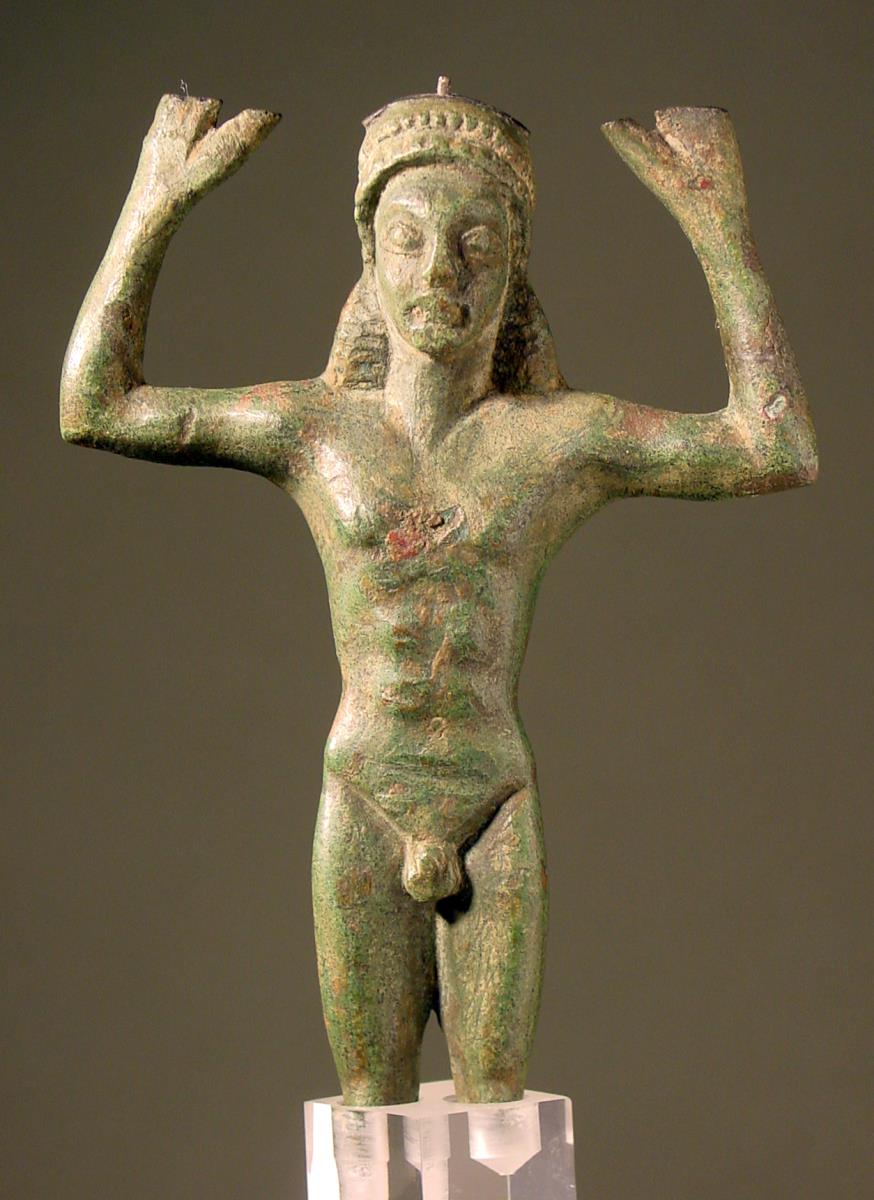 Archaische Jünglingsfigur mit erhobenen Armen, Griff von einem Gefäß (Fragment vom Griff einer sog. Pfanne oder Griffschale)