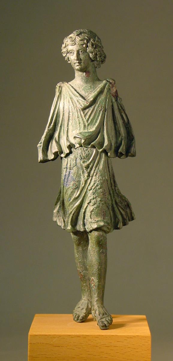 Römische Statuette eines tanzenden Laren (ohne Arme)