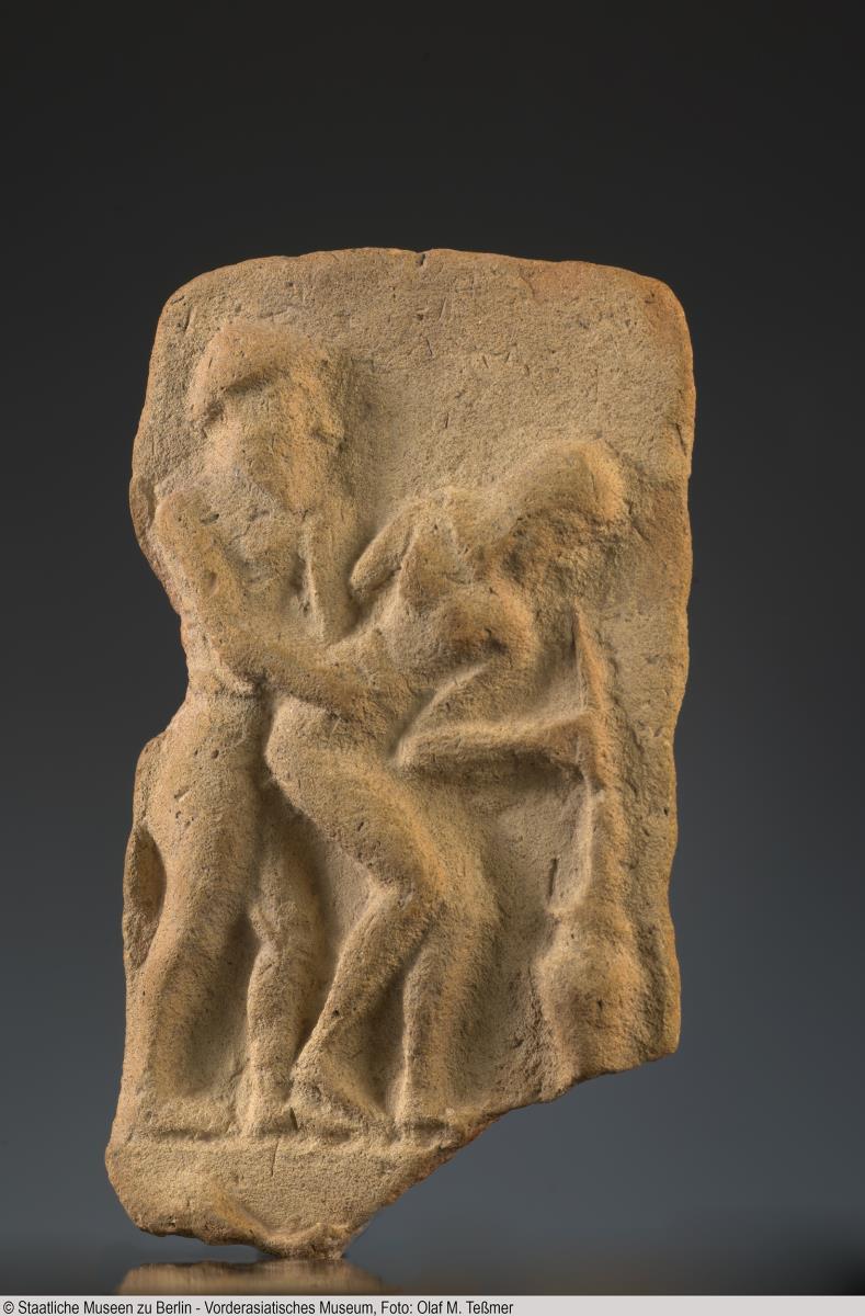 Relief mit erotischer Szene