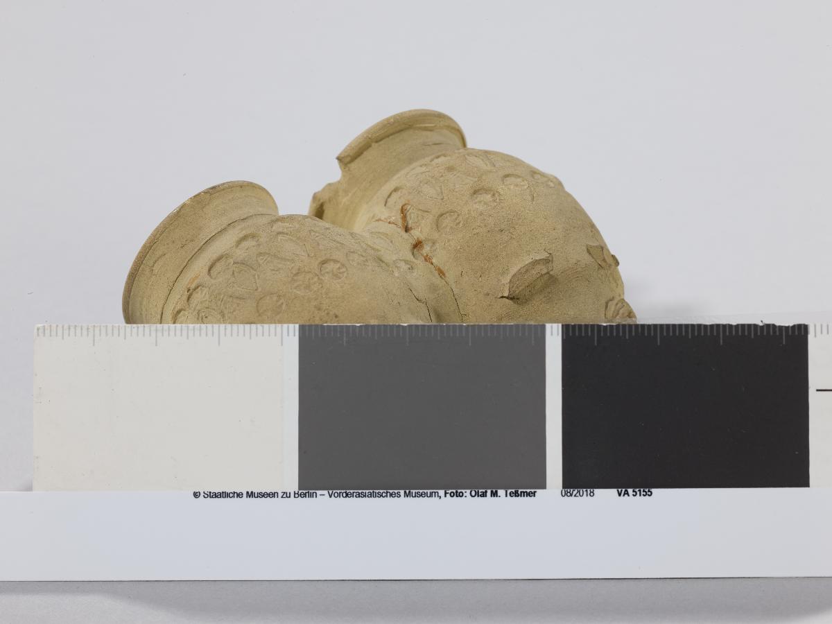 Doppelgefäß in Form zweier Schweinchen