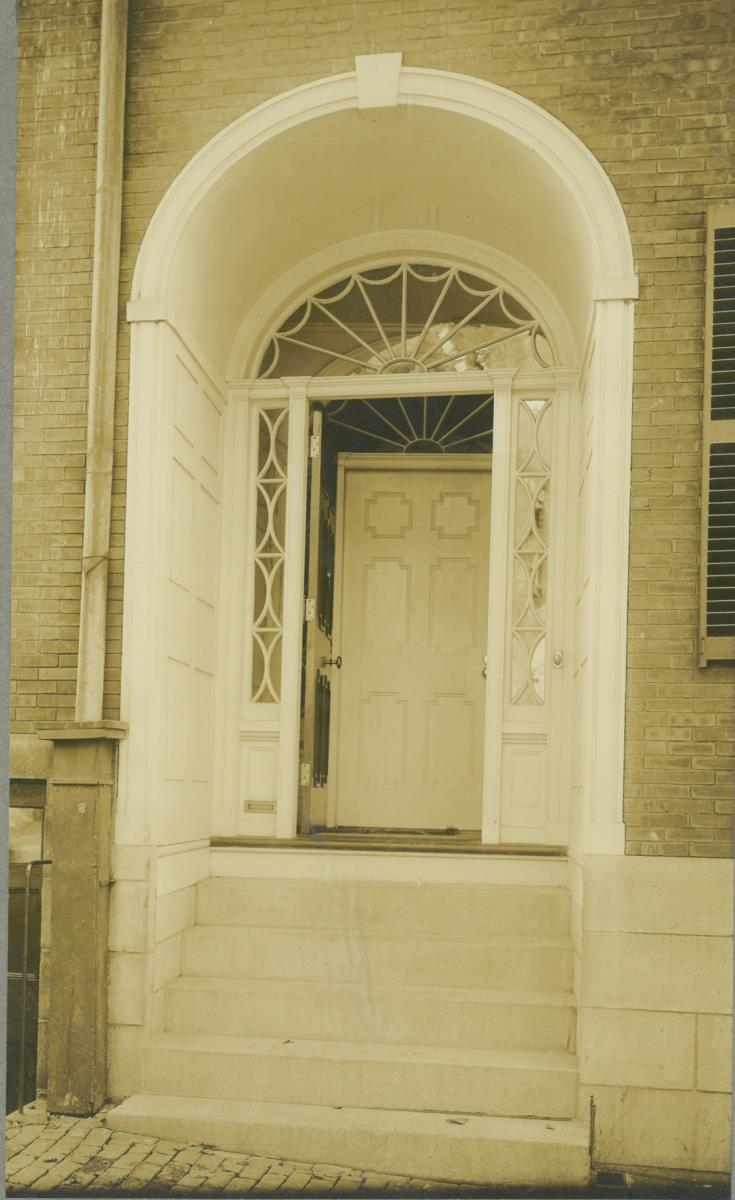 Boston, Mount Vernon Street, Hauseingang