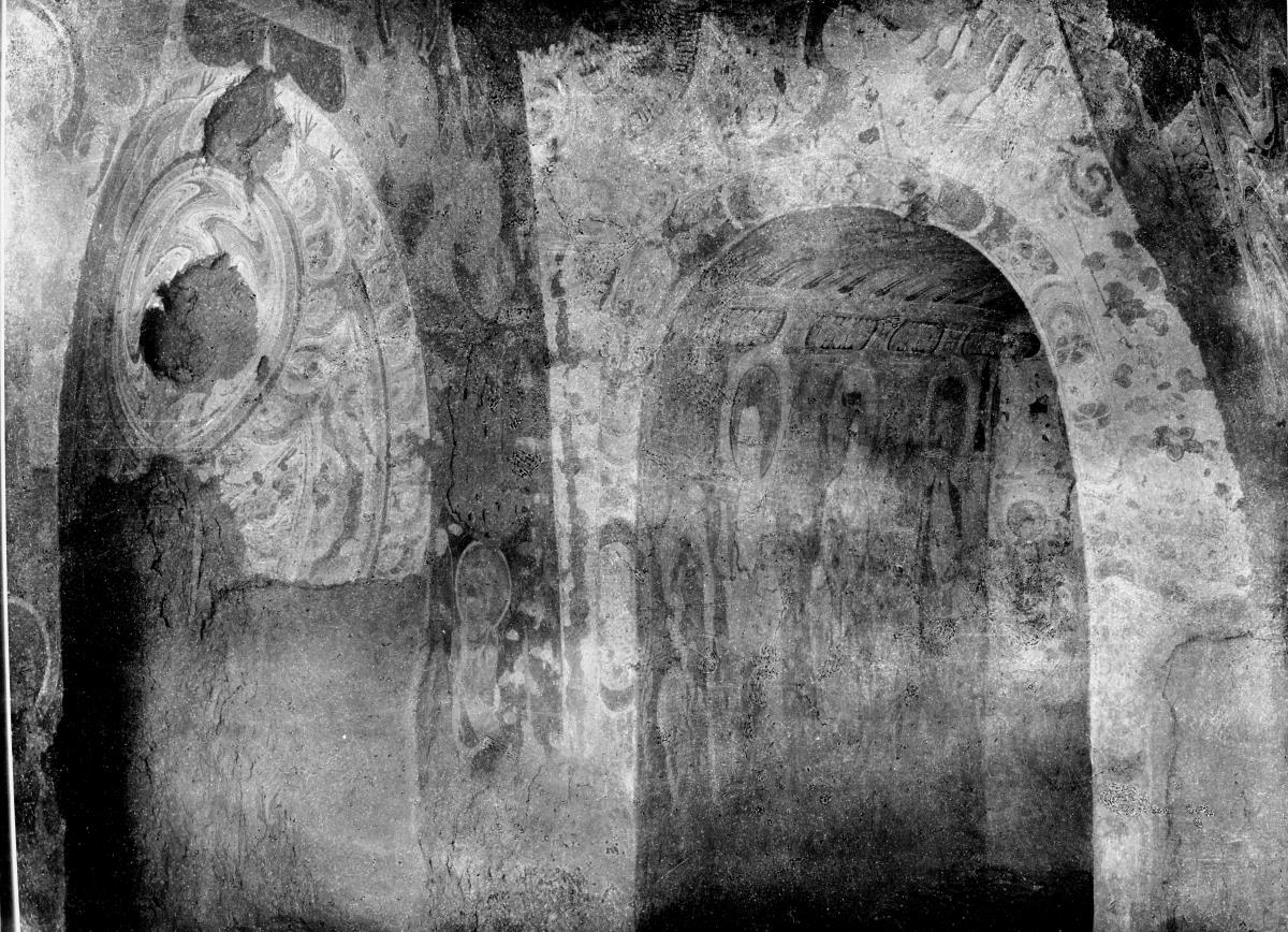 Höhlenansicht und Wandmalerei