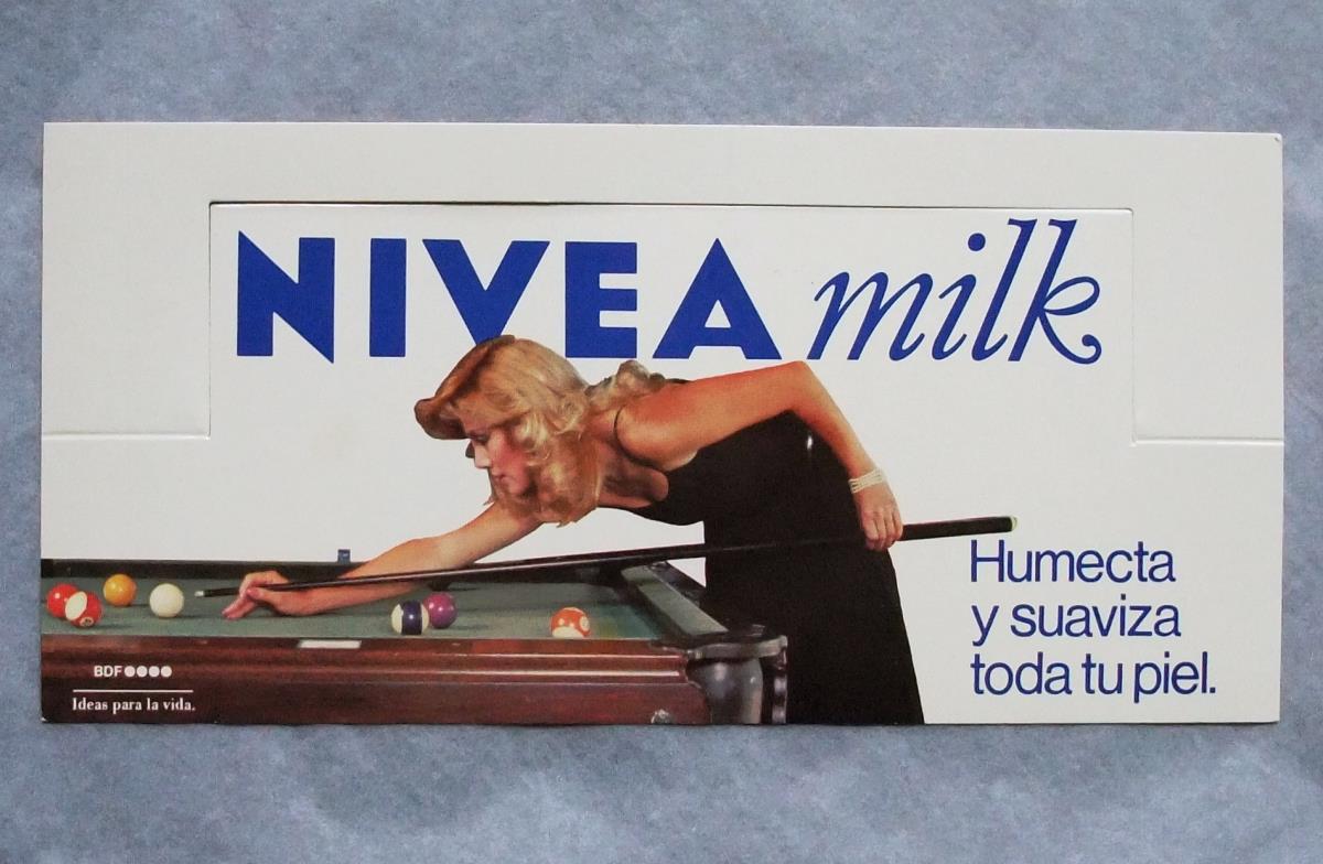 Nivea-Milk "Humecta y suaviza toda tu piel." (spanisch) - Es befeuchtet und pflegt deine Haut