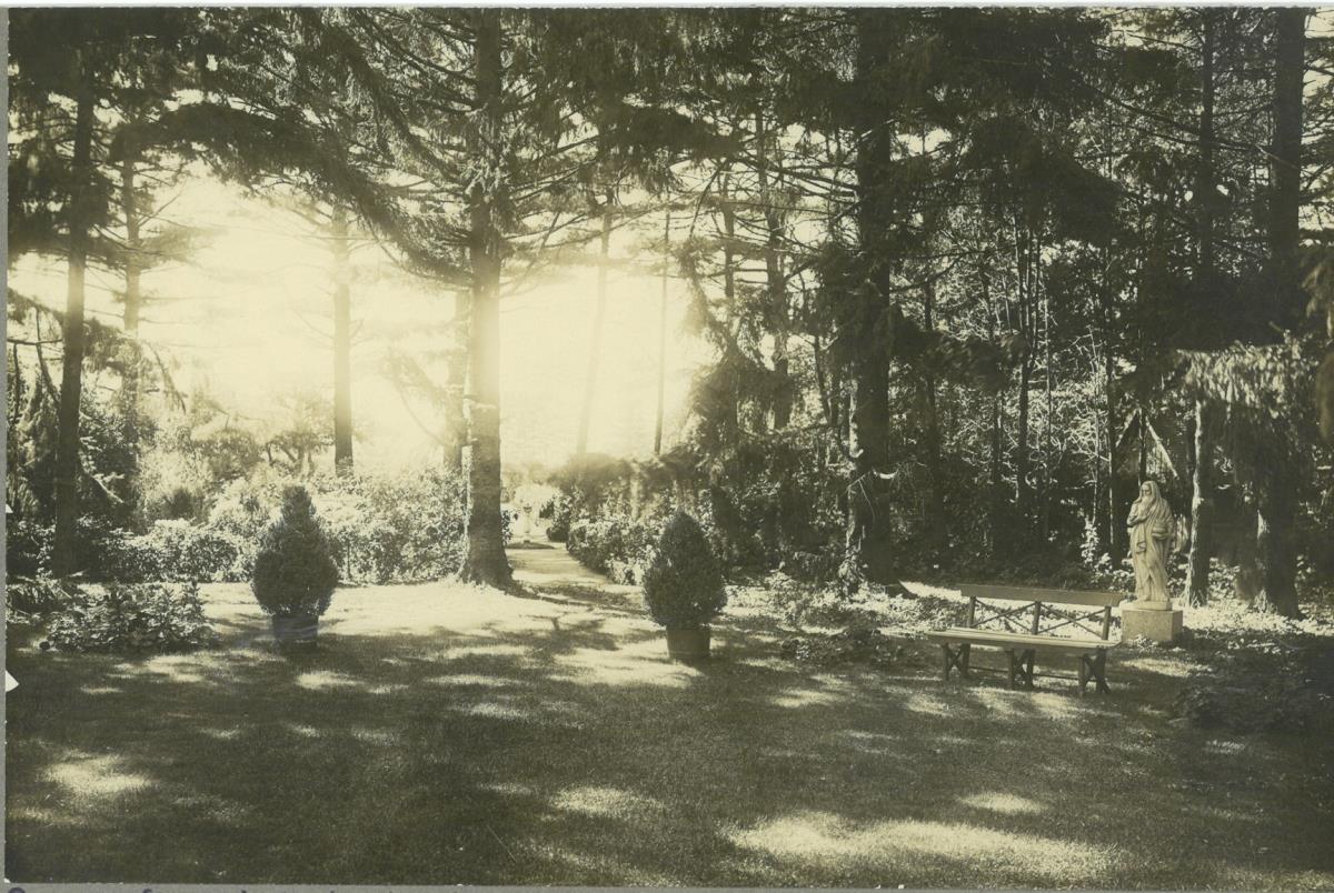 Danvers, Francis Peabody House, "The Lindens", Garten