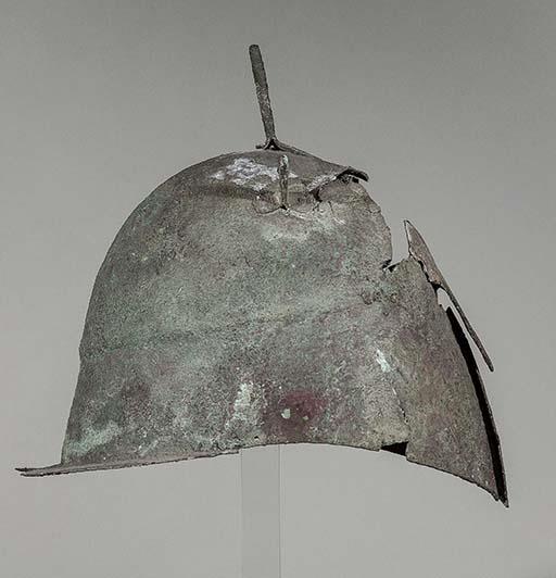 Korinthischer Helm mit gravierten Wangenklappen (Eber)