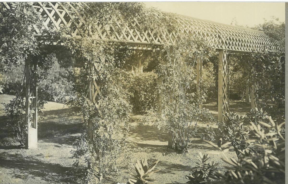 Danvers, Francis Peabody House, "The Lindens", Garten