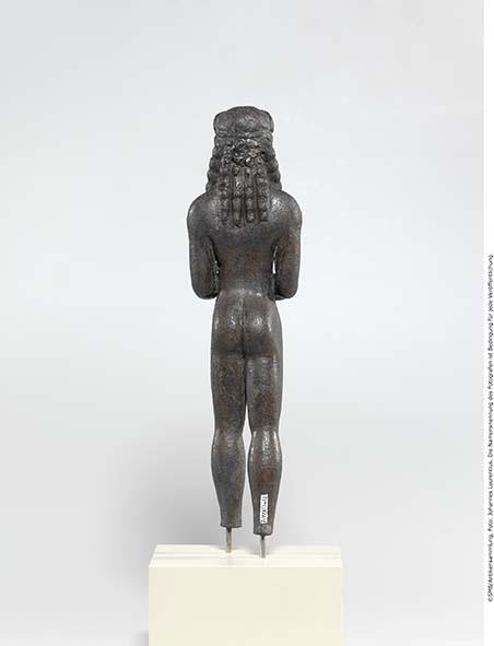 Statuette eines nackten Mannes