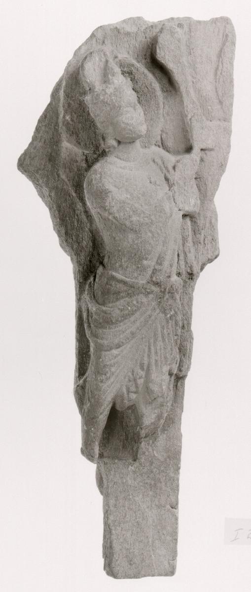 Männlicher Adorant mit Turban und Nimbus (Fragment)
