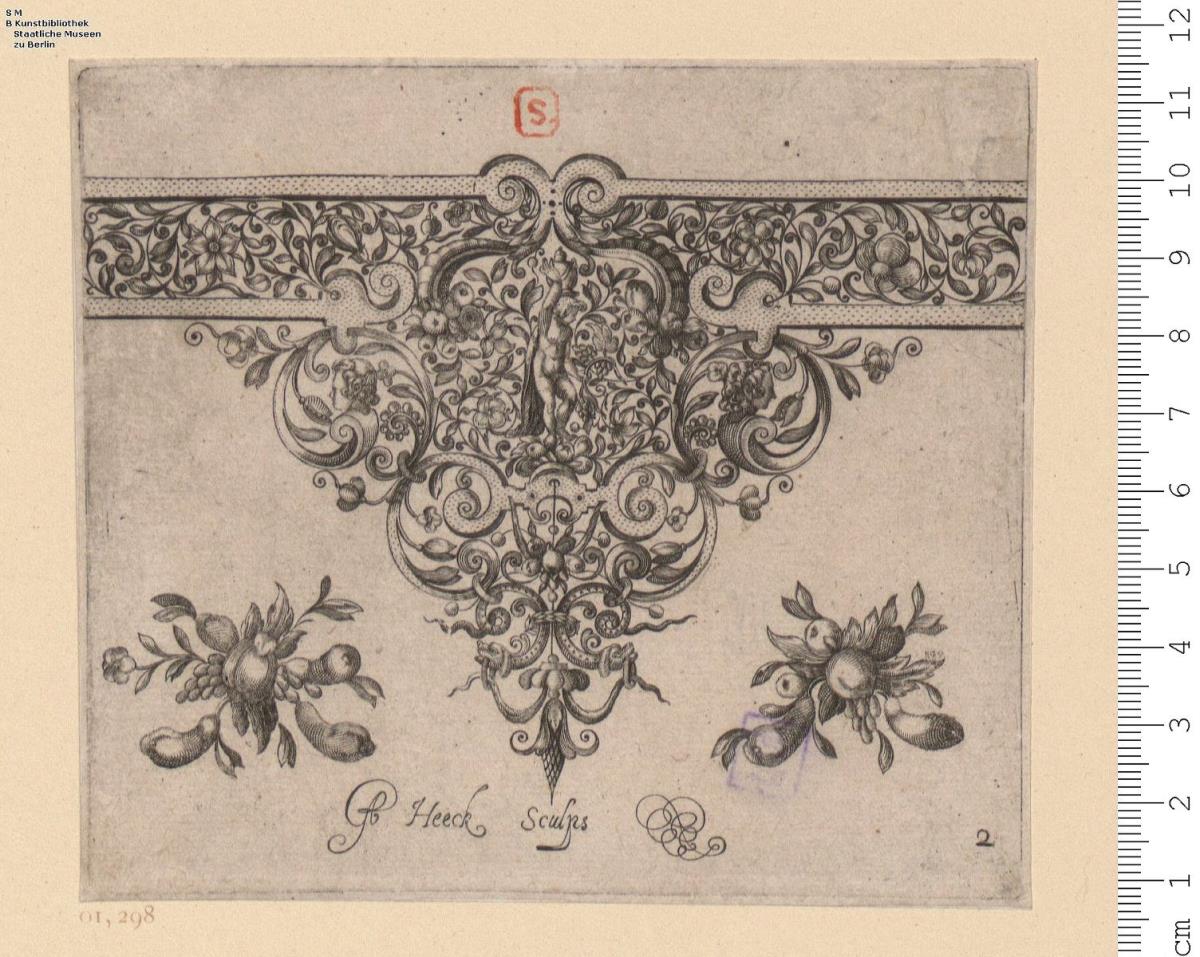 1 Blatt einer Folge Randornament mit Schweifgrotesken und Blumen, unten an den Seiten je ein Fruchtbündel