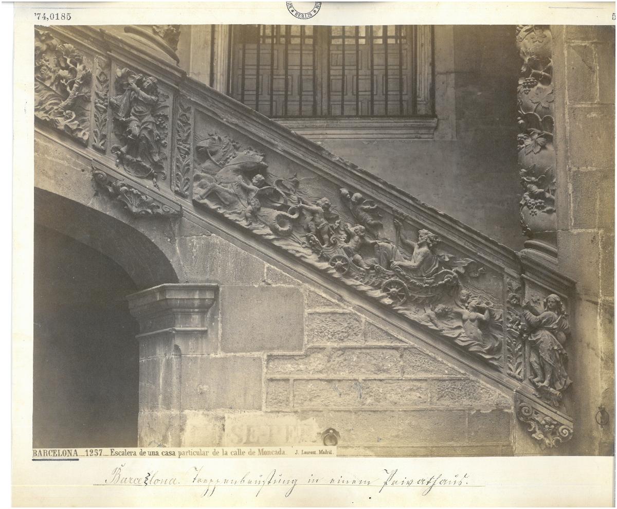 Barcelona, Casa Dalmases, Treppe