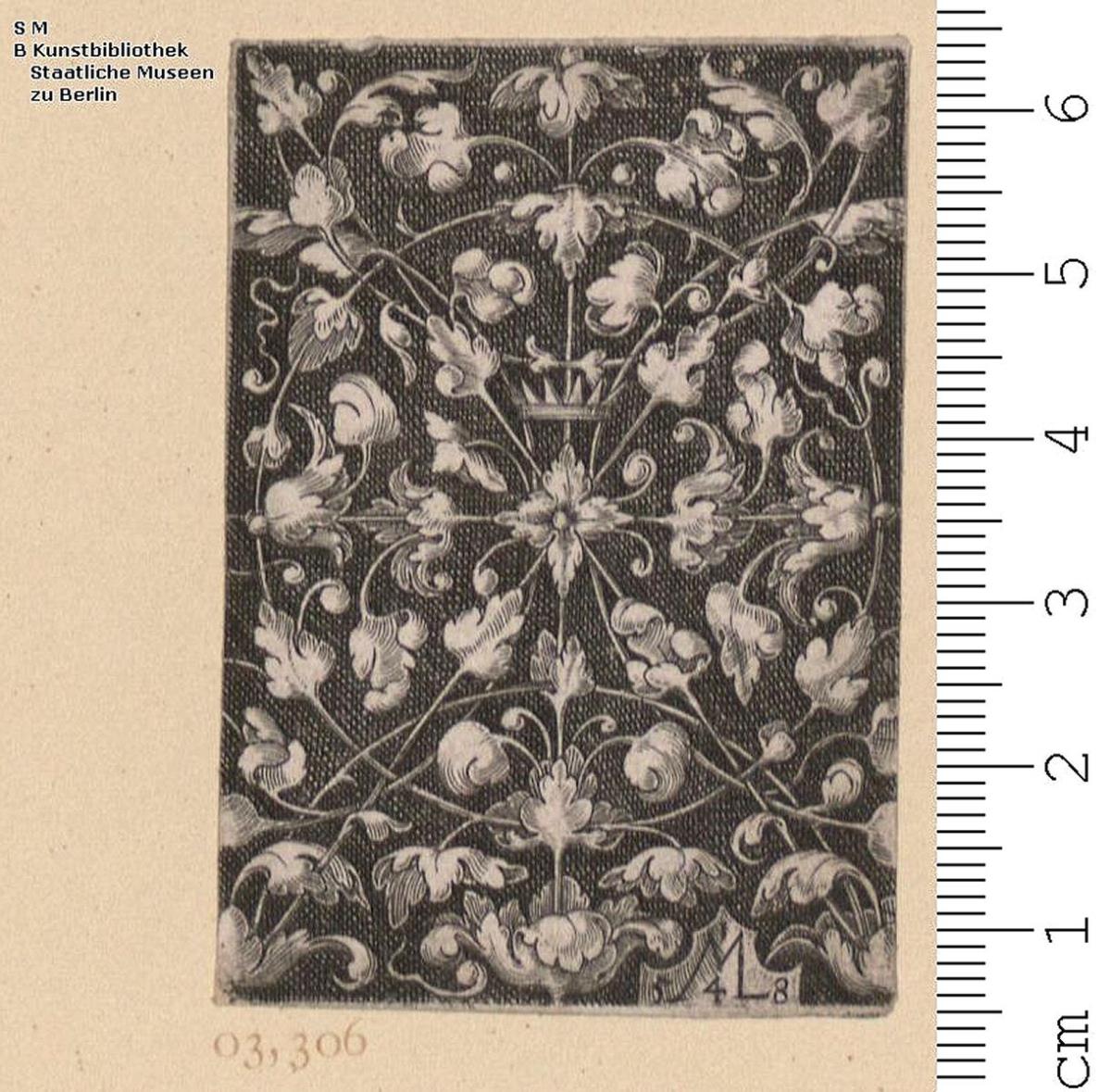 (1) 1 Blatt Hochfüllung, Blattwerk mit Krone, bez. M L (zsgz.). 1548