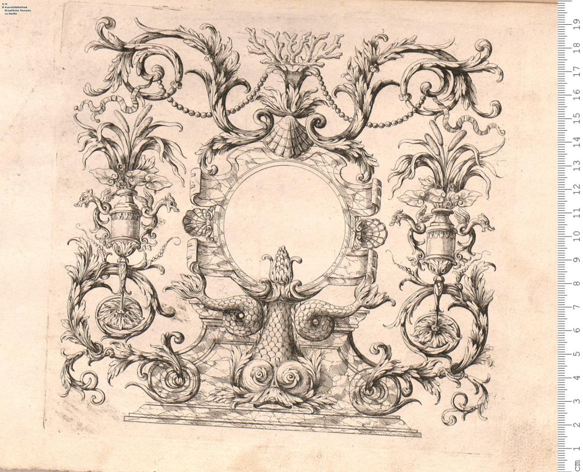 (2) Ornament: 5 Blatt einer Folge: Querfüllungen: Planetengötter in Rankenwerk. - Dazu ein ähnliches Blatt mit Frauenbüste, ferner 3 ähnliche Blatt mit leerem Innenfeld.
