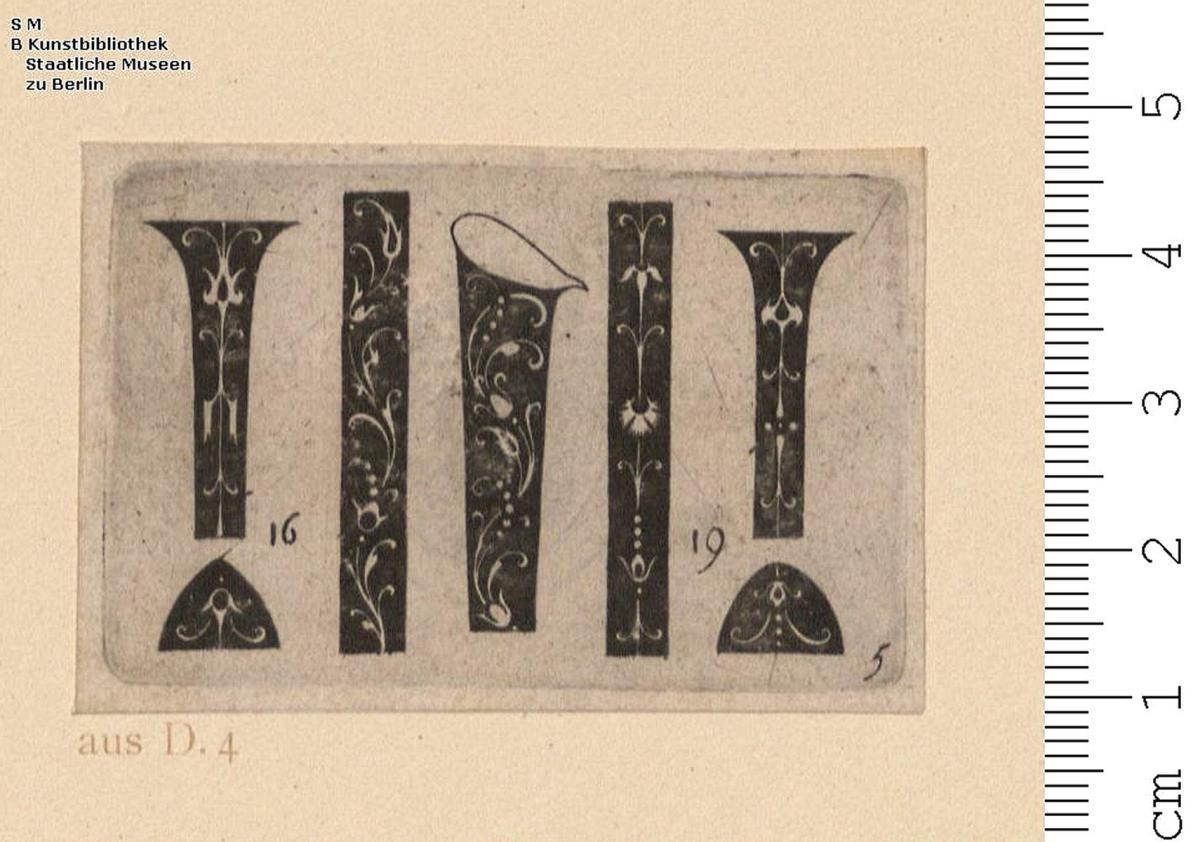 (1) 8 Platten auf 4 Blättern und 2 Blatt Nachbildung einer Folge: verschiedene Zierflächen mit Blumen, Ranken und Zierbildern