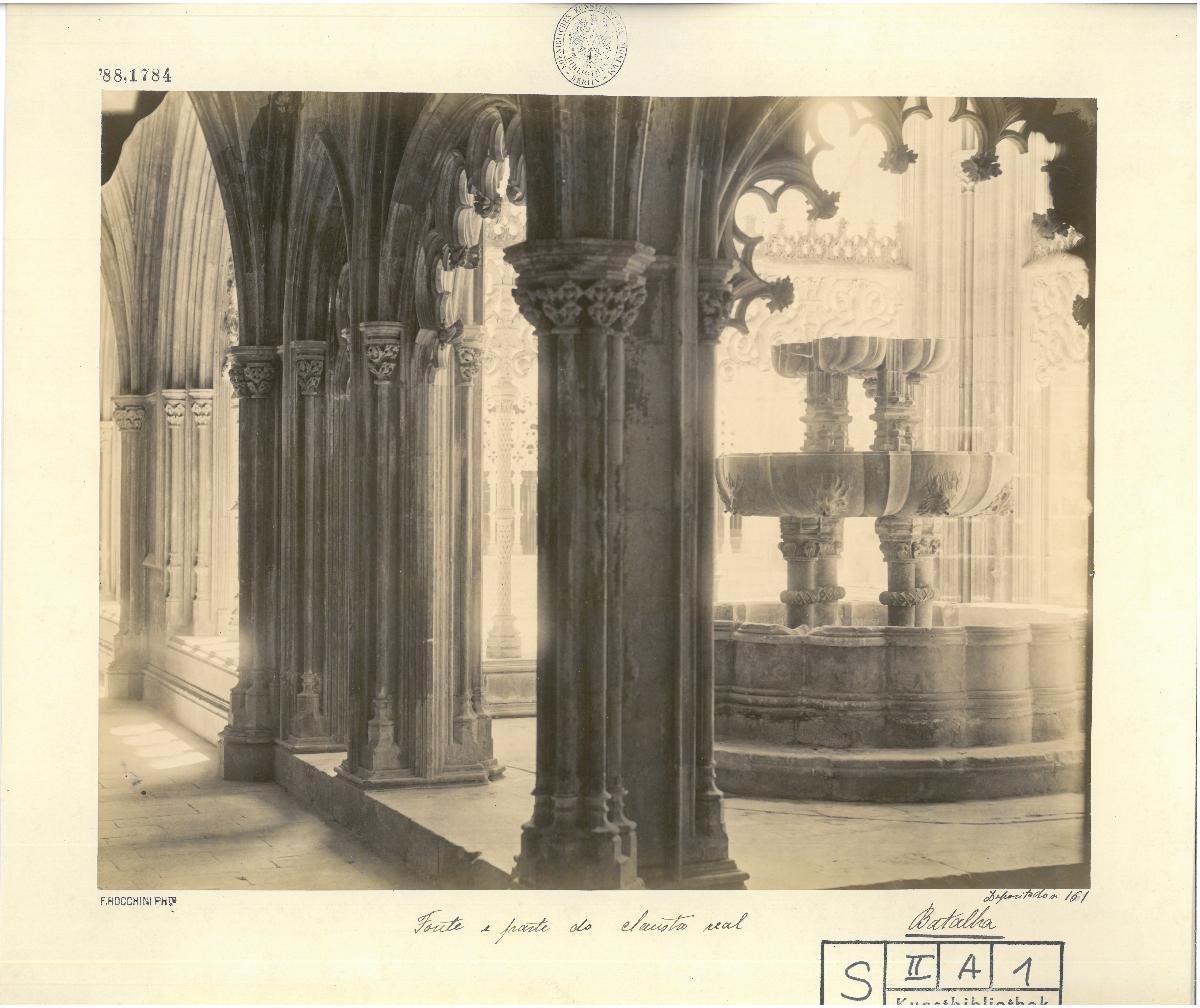 Batalha, Kloster, Brunnen