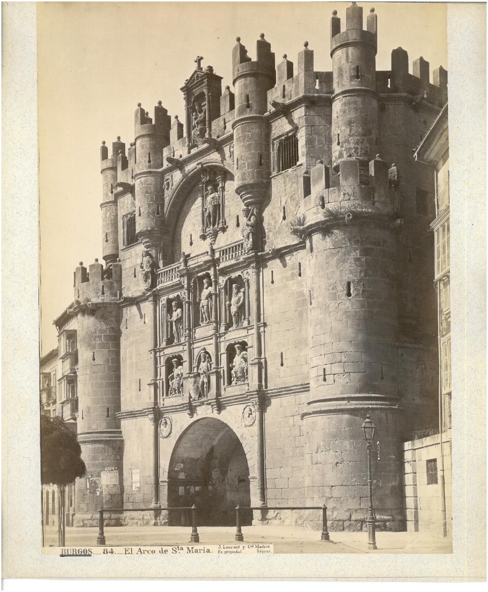 Burgos, Arco de Santa María