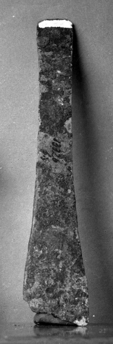 Griff einer Strigilis mit griechischer Inschrift (ΔΙΟΡ ΟΛΥΜΠΙΩ)
