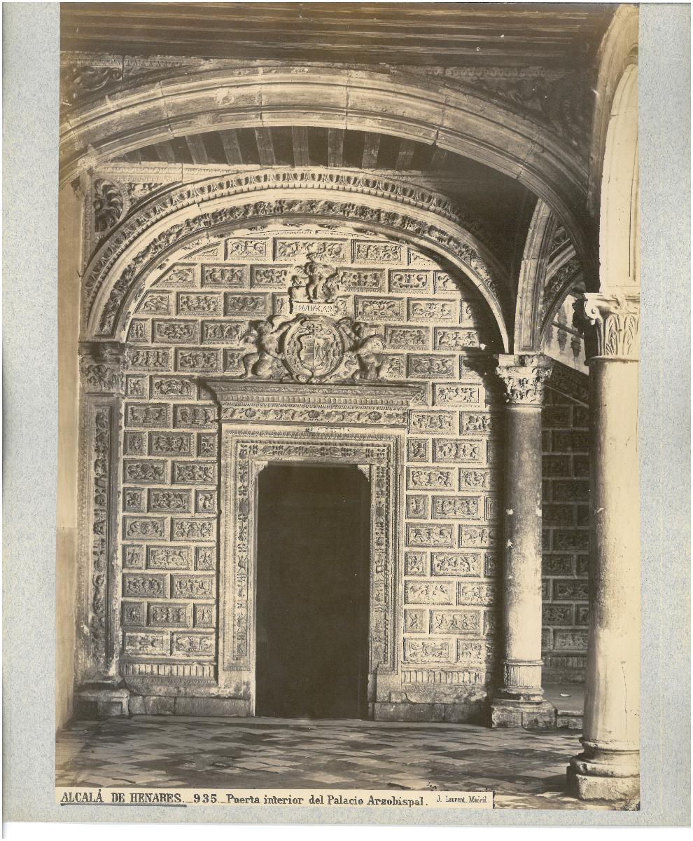 Madrid, Alcalá de Henares, Erzbischöflicher Palast, Ansicht der Innentür