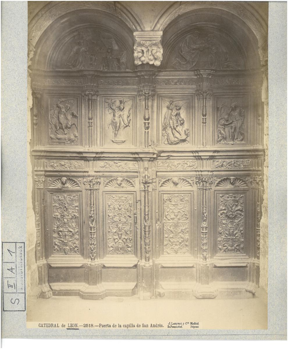 León, Kathedrale, Tür zur San Andrés-Kapelle