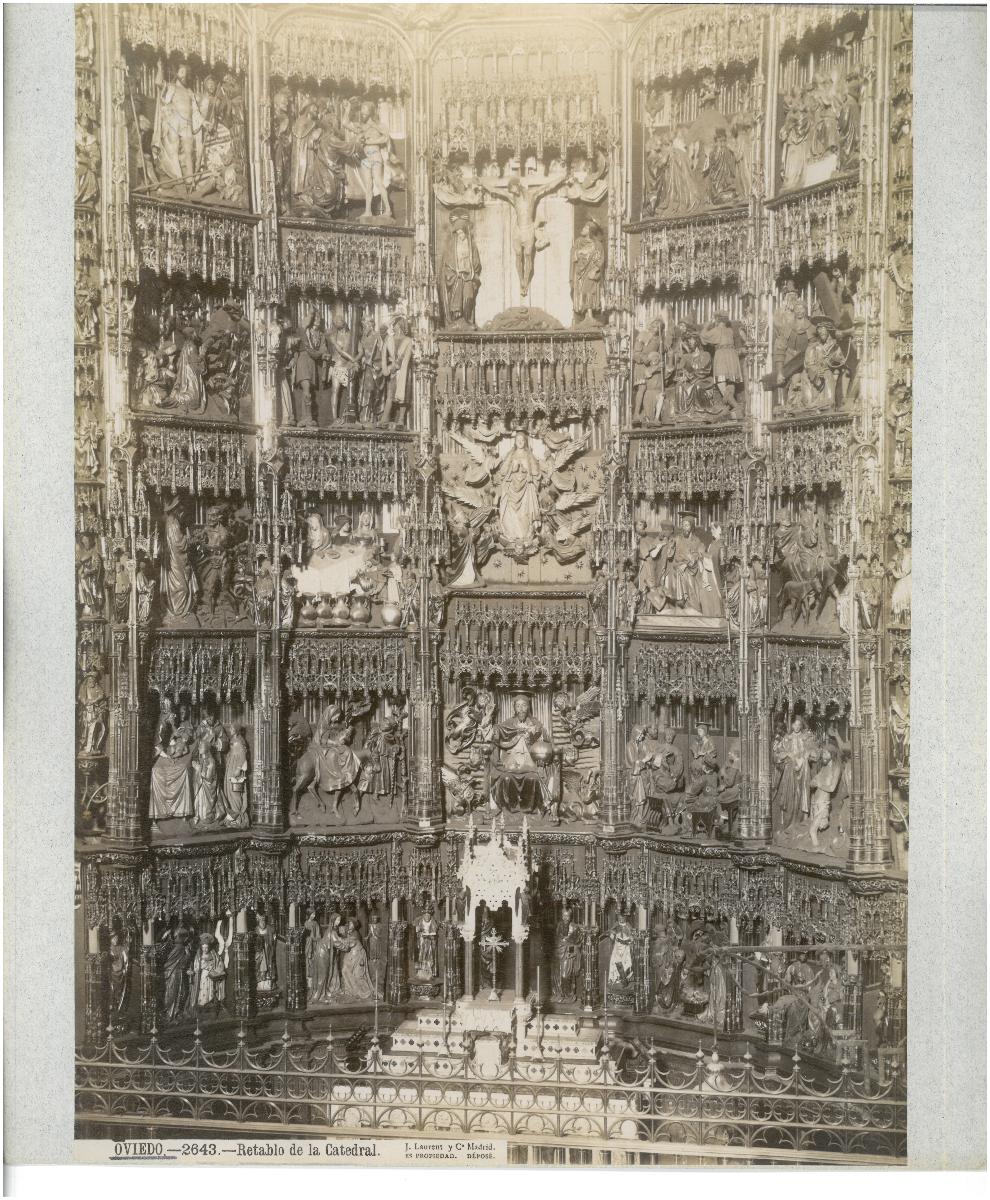 Oviedo, Kathedrale, Schnitzretabel