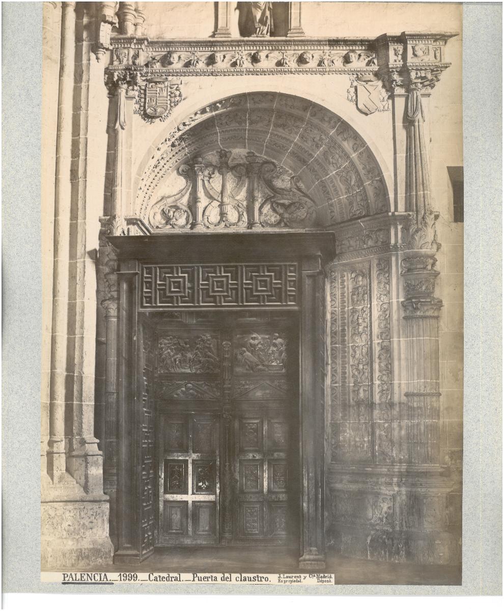 Palencia, Kathedrale, Tür zum Kreuzgang