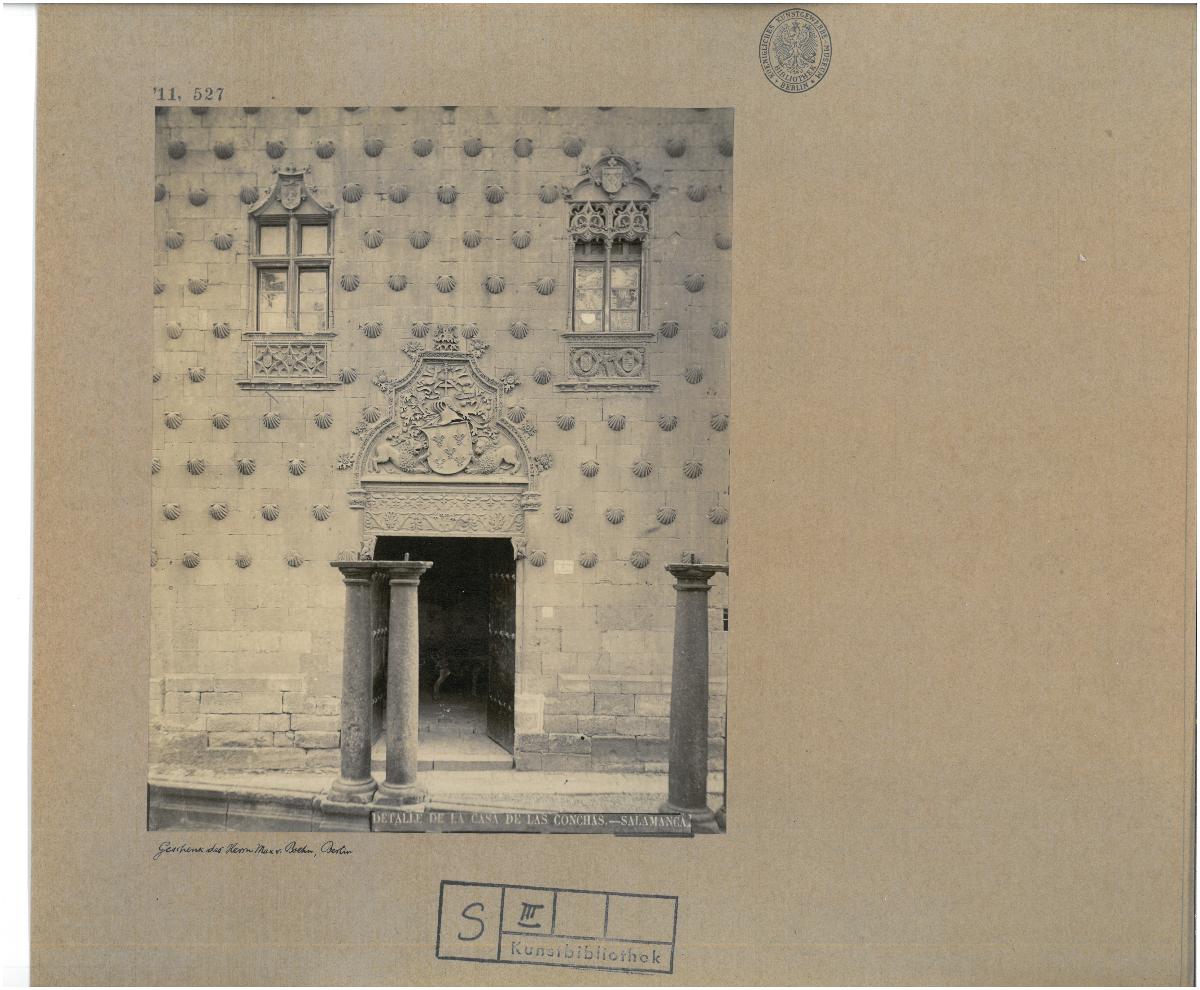 Salamanca, Muschelhaus, Fassade