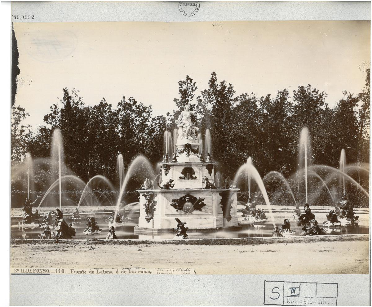 Segovia, La Granja de San Ildefonso, Park, Fuente de Latona o de las Ranas