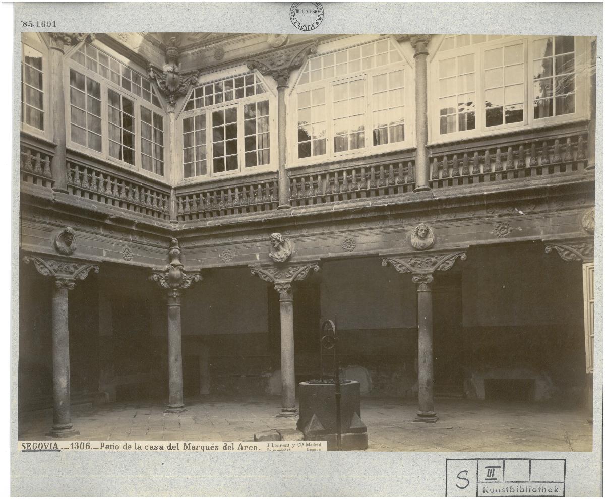 Segovia, Palacio del Marqués del Arco, Innenhof