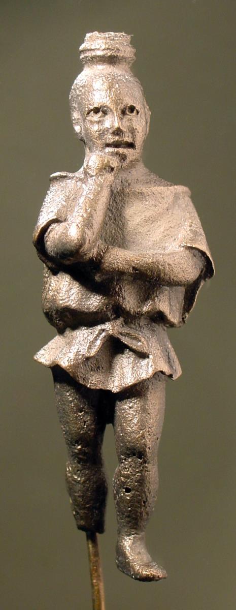 Römische Statuette eines Sklaven zum ... ... (unleserlich)