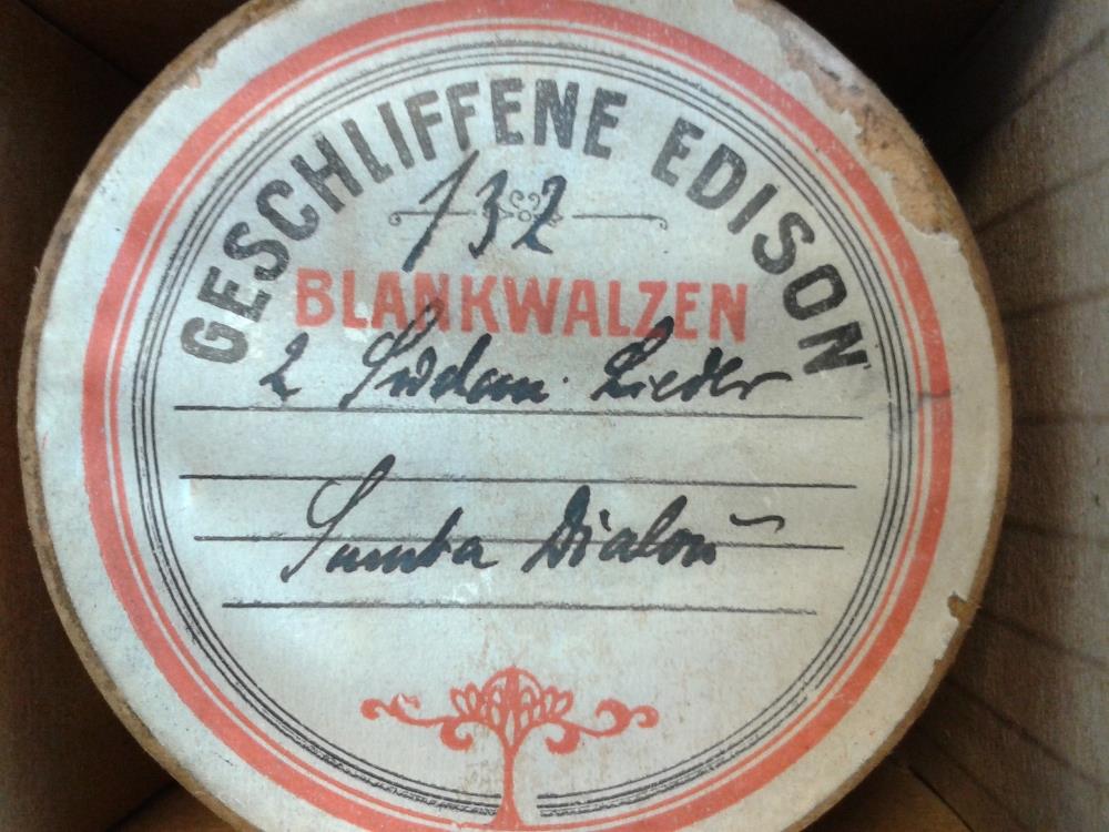 "2 Tanzlieder               
a) Sama' fachadian,
 b) Den kele' " 
[a) Samafaga, b) Denin kelen]