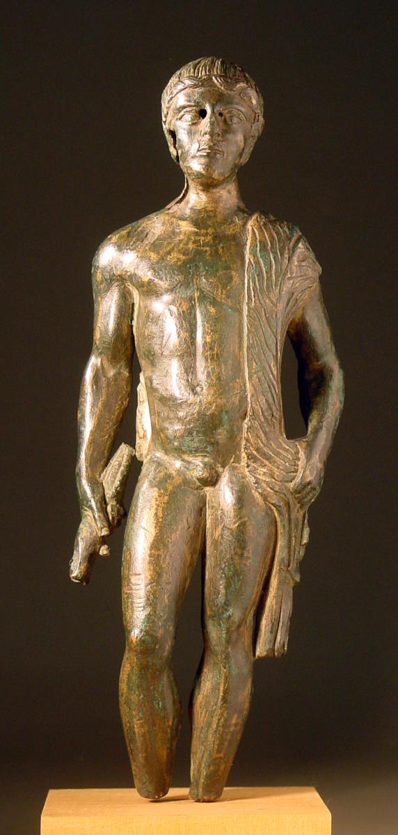 Hellenistische (?) Statuette des jugendlichen Jupiter mit Blitz und Mantel