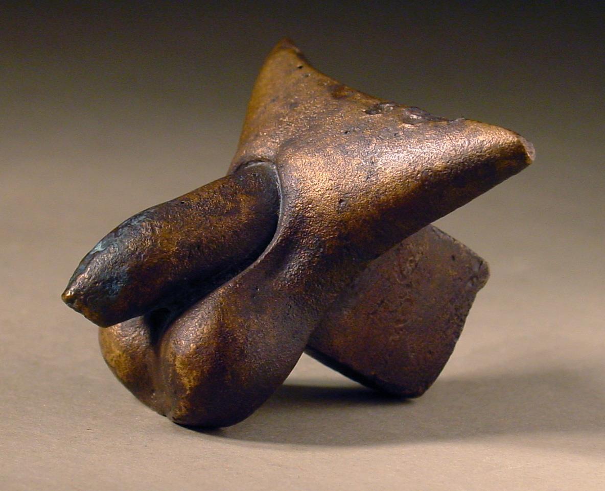 "Phallus mit einem ... hinten zur Befestigung an eine senkrechten Fläche"