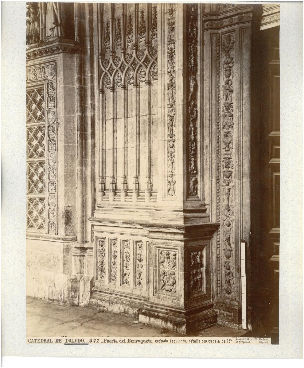Toledo, Kathedrale, Tür vom Kreuzgang zur Kathedrale, linke Seite, Detail