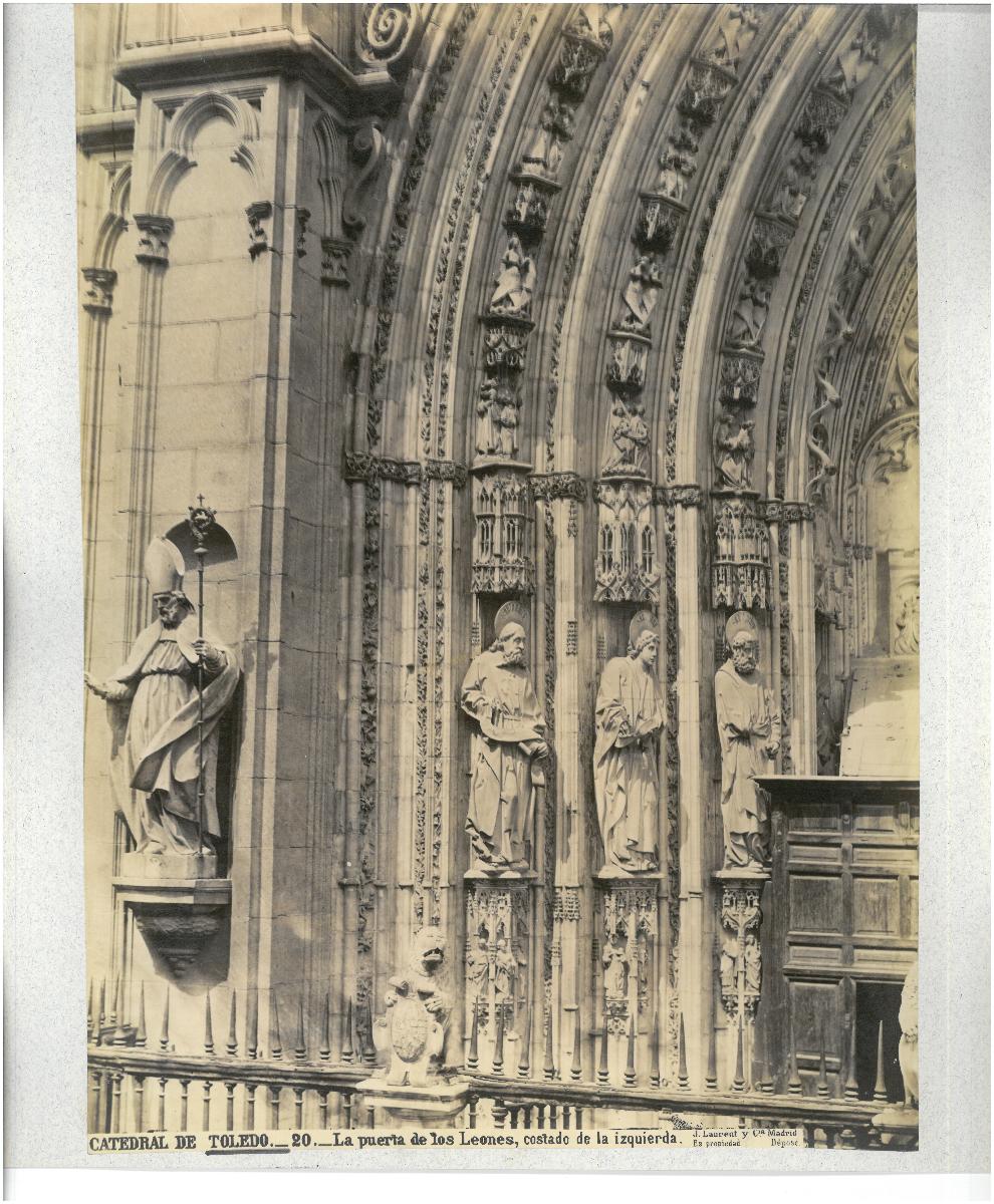 Toledo, Kathedrale, Löwenportal, linke Seite