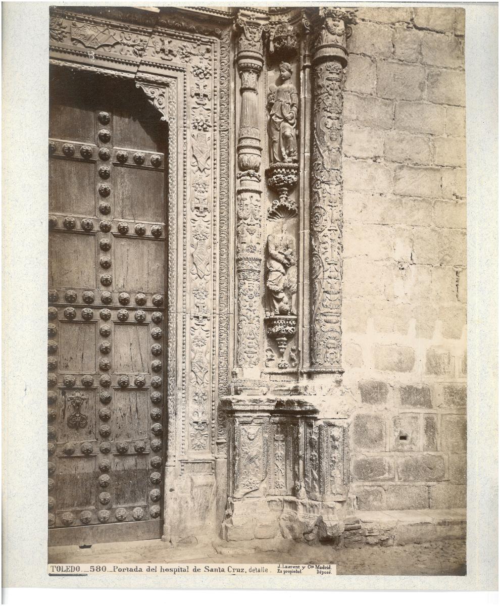 Toledo, Krankenhaus Santa Cruz, Portal, Detail