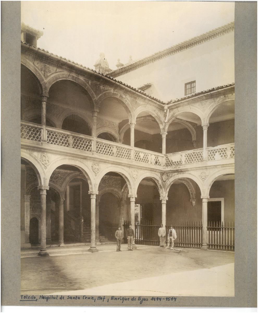 Toledo, Krankenhaus Santa Cruz, Innenhof